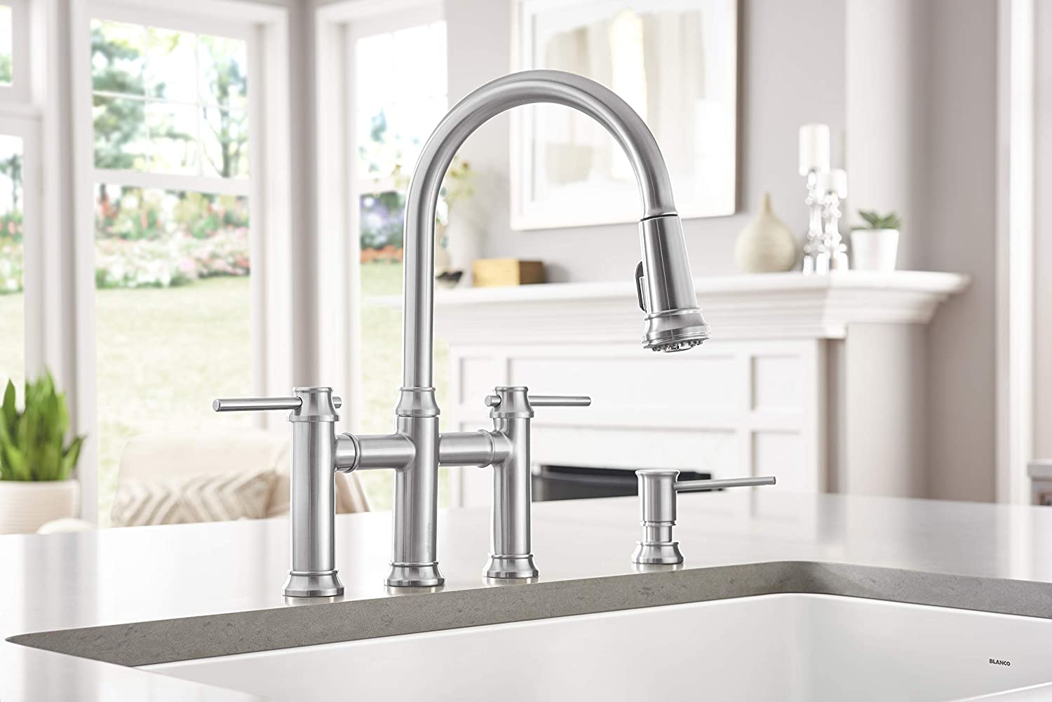 Blanco, Blanco 442505 Empressa 1.5 GPM Pull-Down Dual Spray Bridge Kitchen Faucet in Stainless