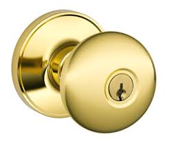 Schlage, Entry Lock Stratus Knob with C Keyway; 16255 Latch and 10101 Strike Bright Brass Finish