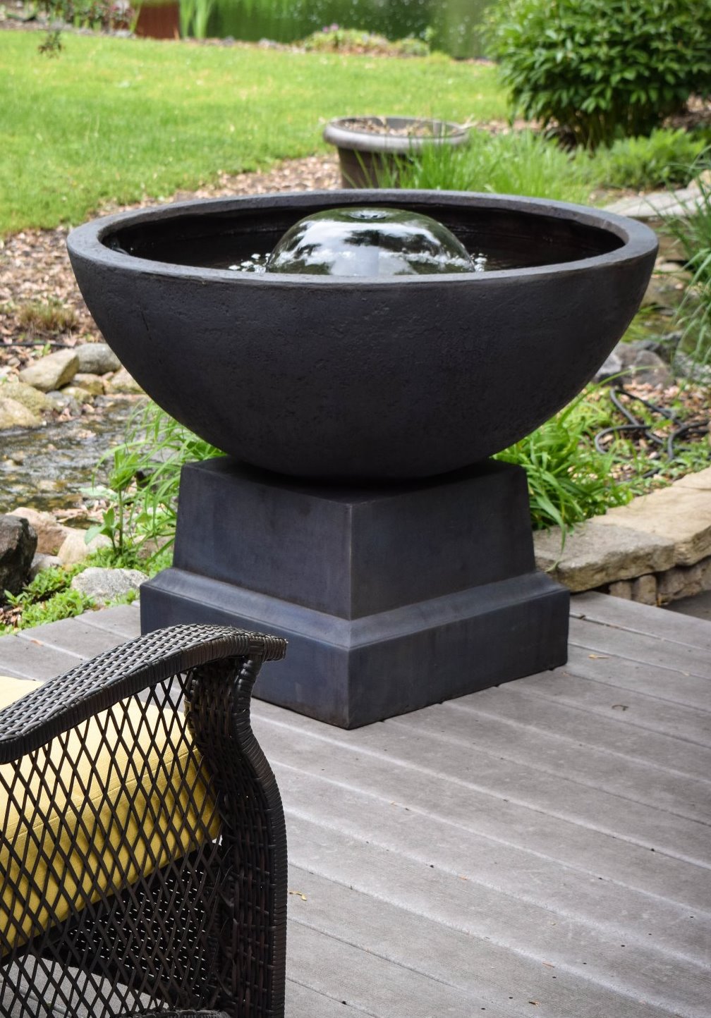 EasyPro, TD - Itasca Bowl Fountain "Self Contained" - 31" tall x 40" dia with pump and nozzle